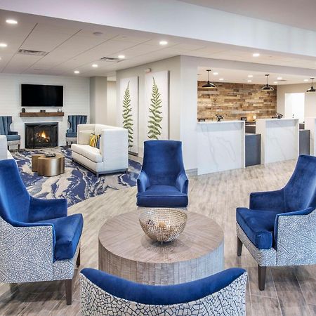 Doubletree By Hilton Monroe Township Cranbury Rossmoor Exterior foto