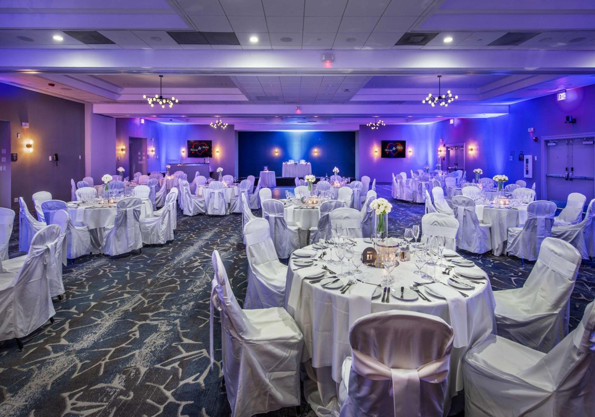 Doubletree By Hilton Monroe Township Cranbury Rossmoor Exterior foto