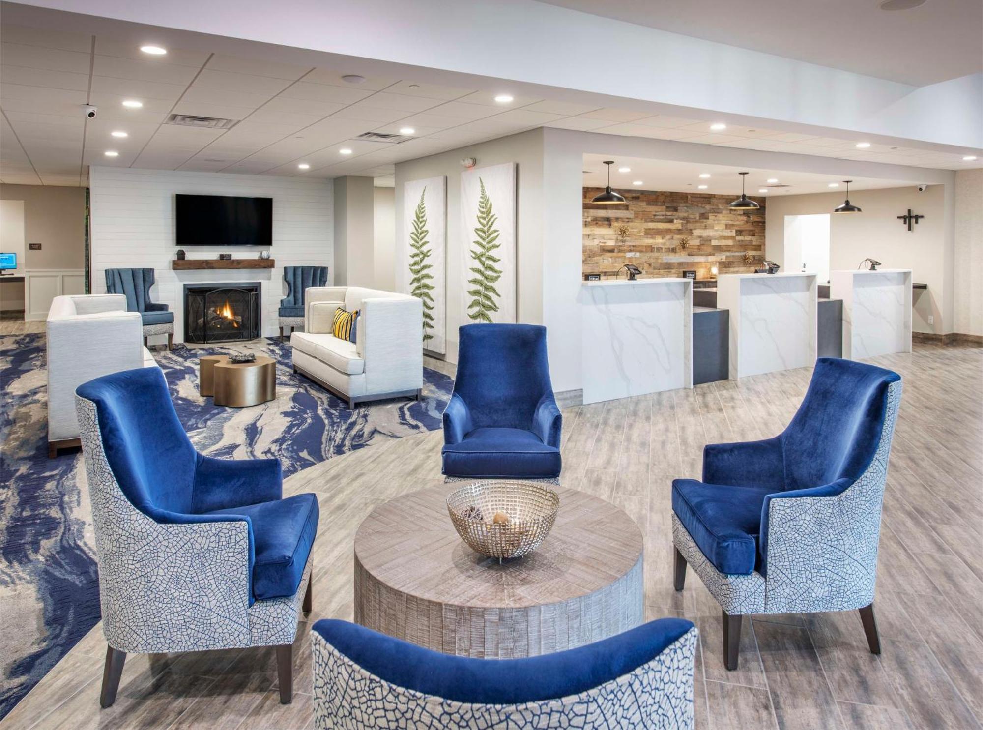 Doubletree By Hilton Monroe Township Cranbury Rossmoor Exterior foto